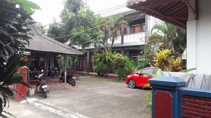 Bamboo House Hotel Pangandaran Exterior photo